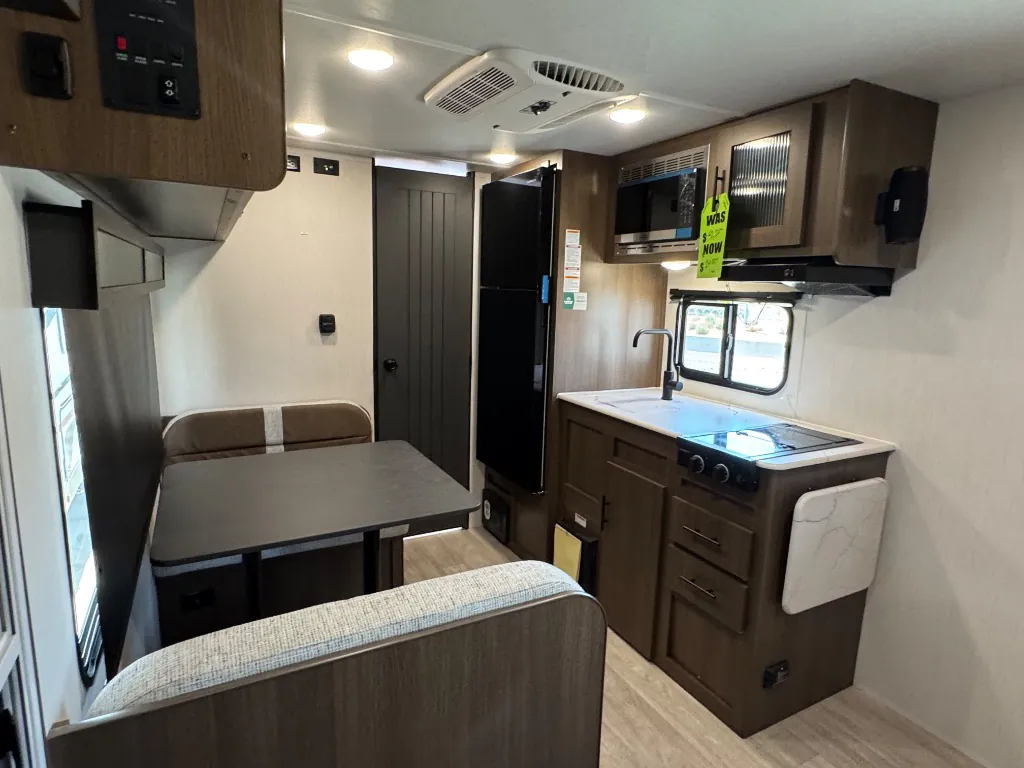 2027 Forest River Wildcat ONE 160BATH — Photo 5