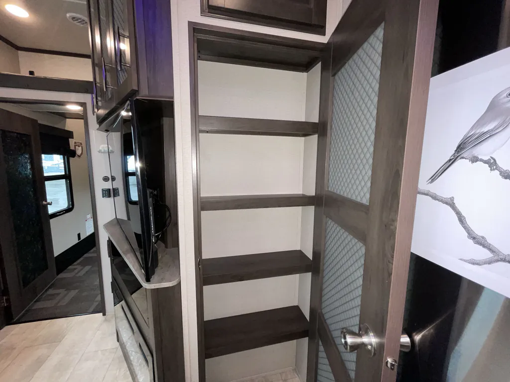 2021 Grand Design Momentum 381M, Photos photo 15