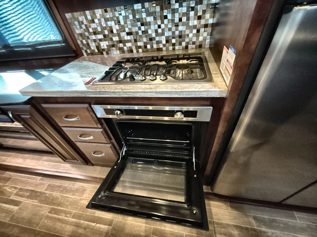 2018 Jayco Pinnacle 36FBTS, Photos photo 11