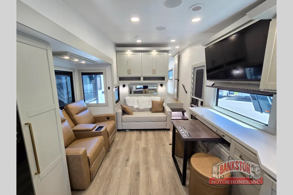 2026 Brinkley Model Z 2680, Photos photo 18