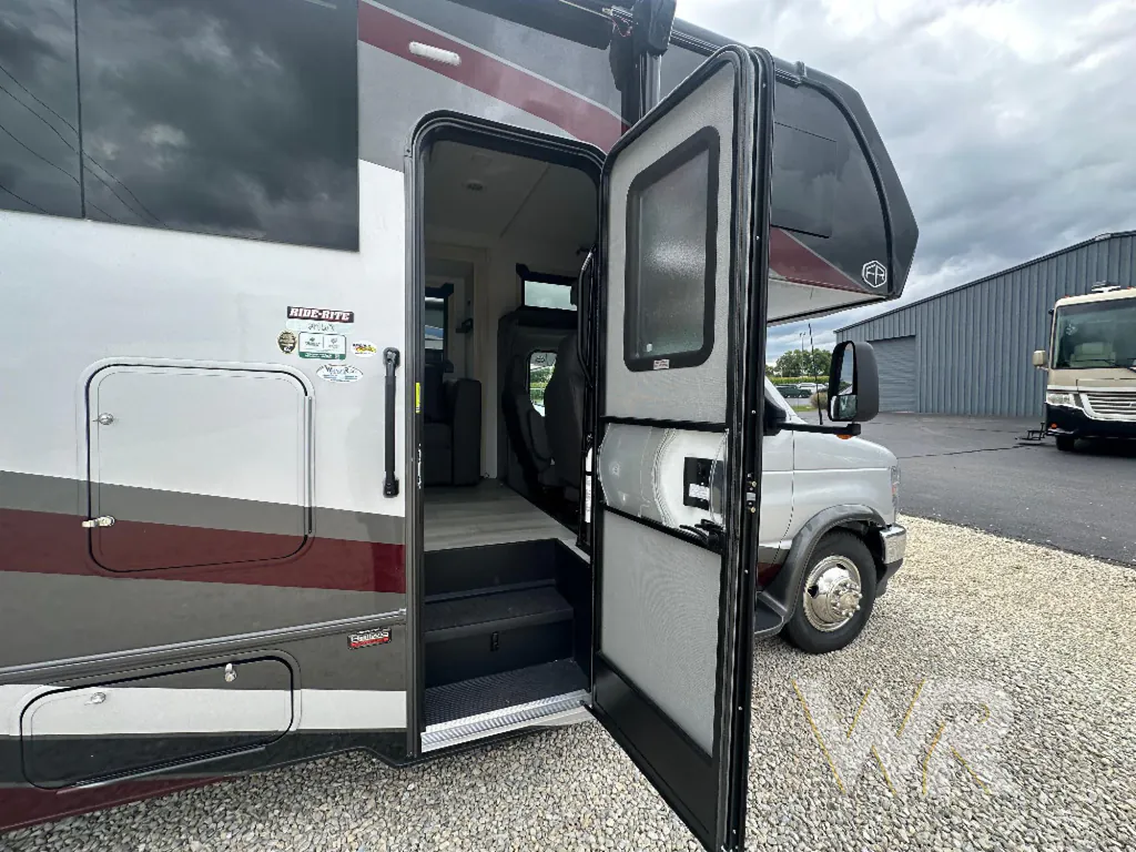 2027 Forest River Sunseeker 3150S, Photos photo 23