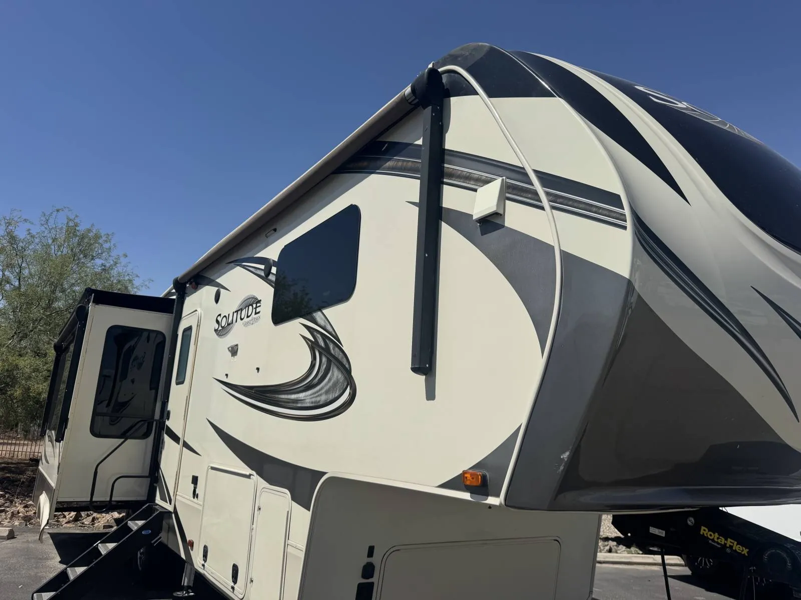 2019 Grand Design Solitude 310GK - Photo 2