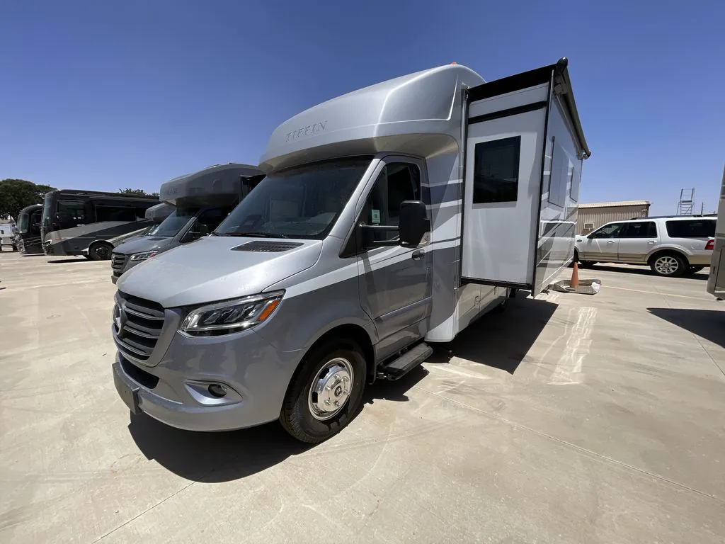 2026 Tiffin Wayfarer 25 XRW, Photos photo 5