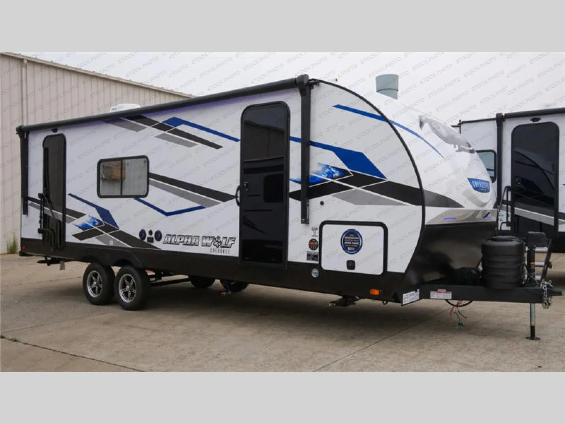 2024 Forest River Cherokee Alpha Wolf 23LDE - Photo 2