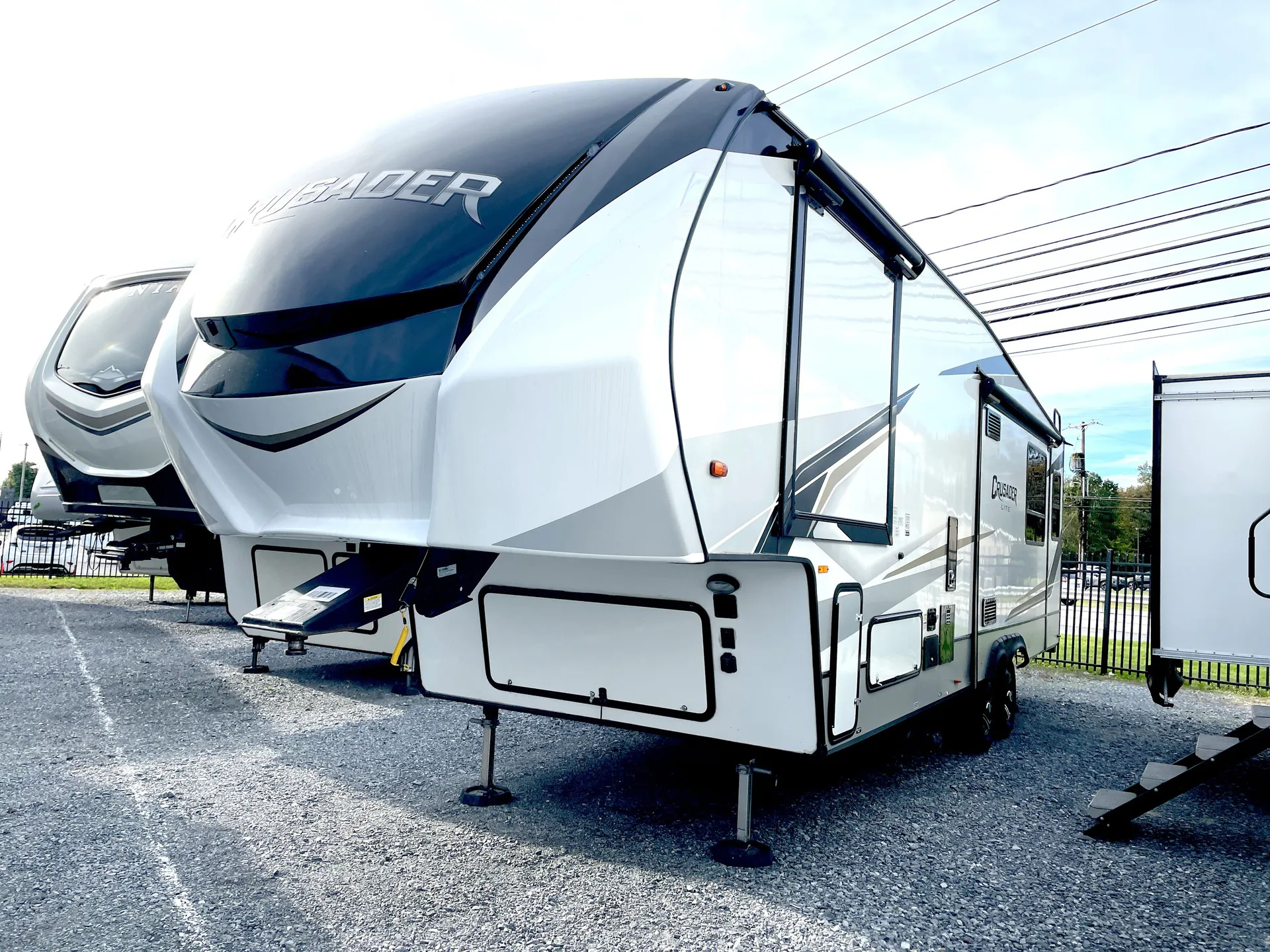 2021 Prime Time Crusader Lite 28RL - Photo 2
