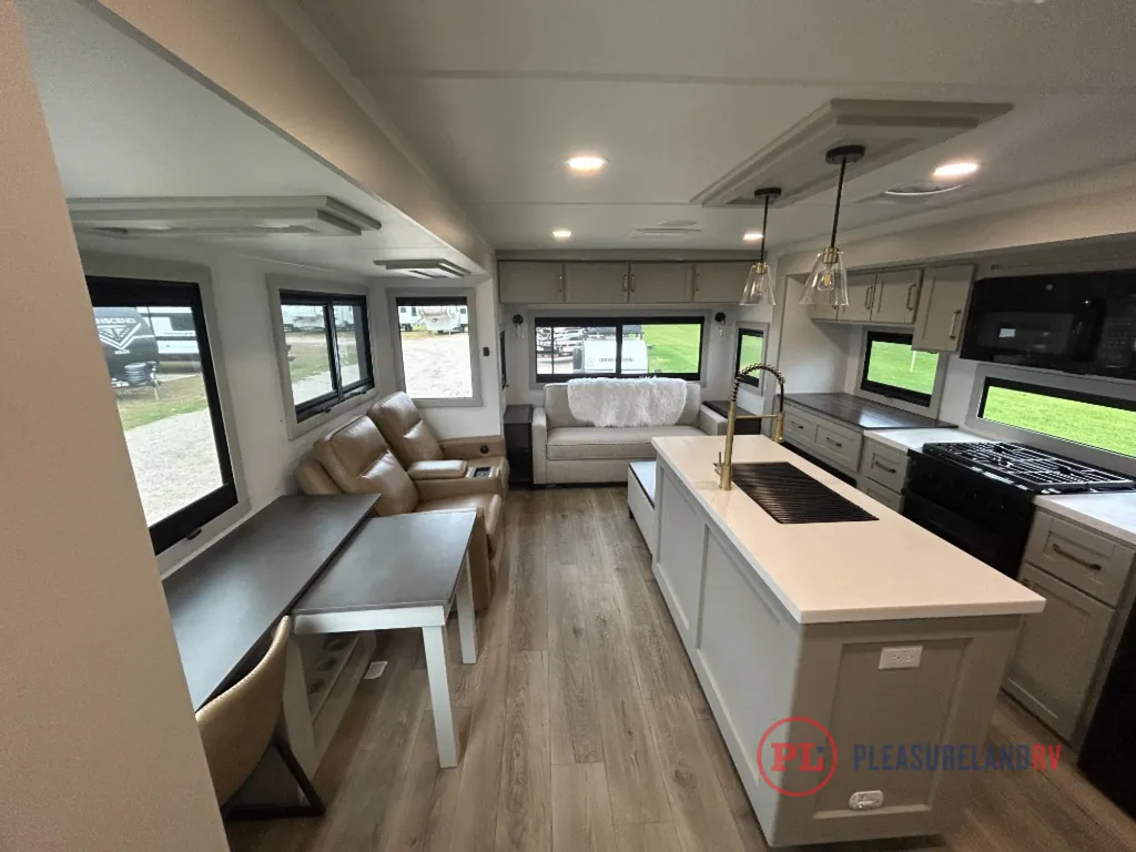 2026 Brinkley Model Z AIR 297, Photos photo 8