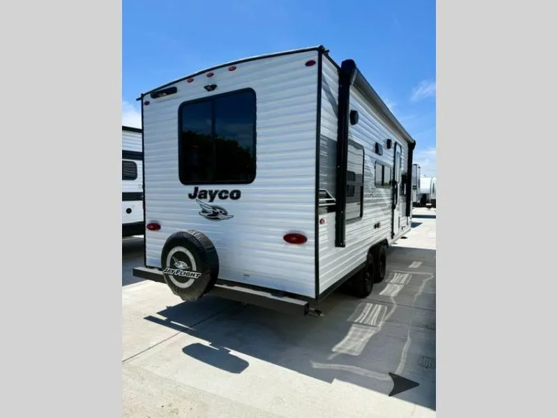 2026 Jayco Jay Flight SLX 210QB - Photo 4