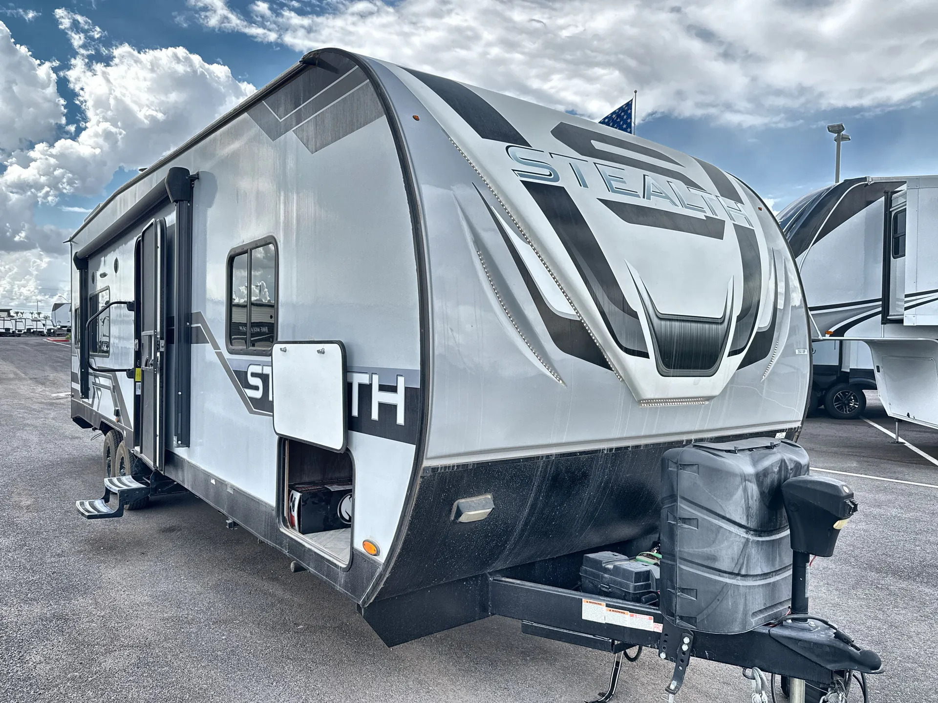 2022 Forest River Stealth FQ2715G - Photo 2