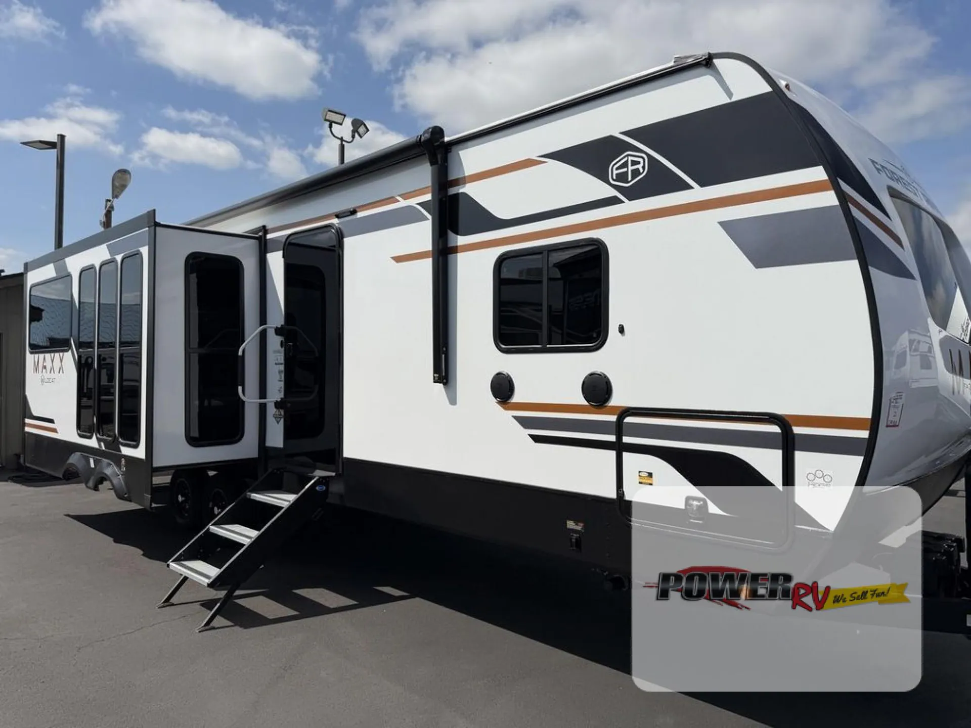 2026 Forest River Wildcat 278RLX - Photo 2