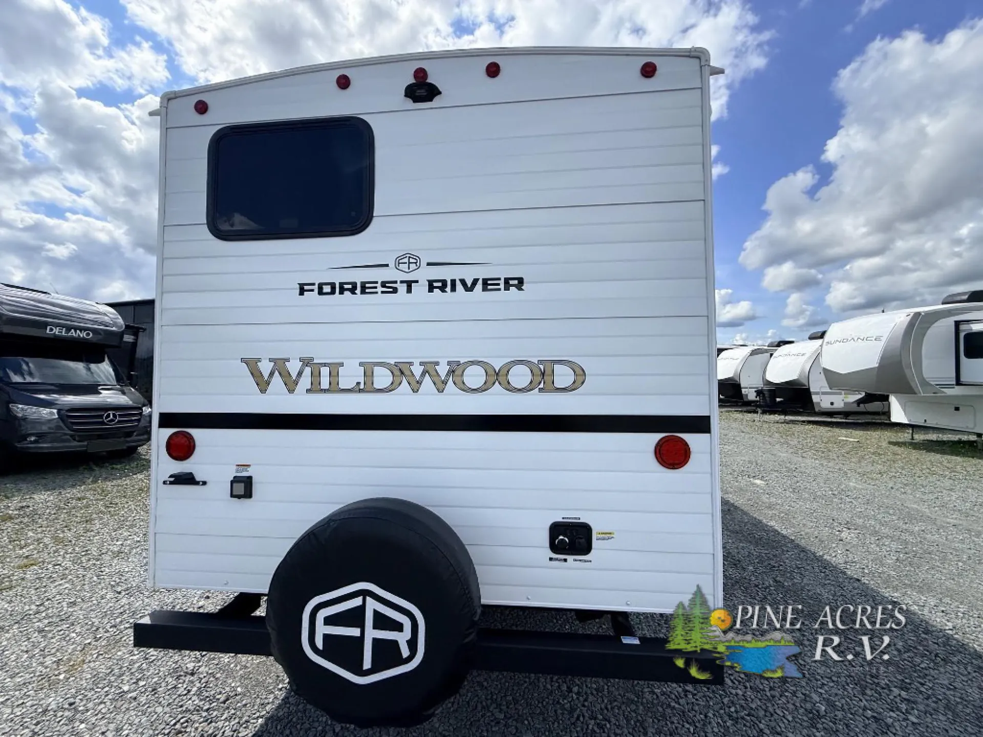 2027 Forest River Wildwood 26DBHD - Photo 4