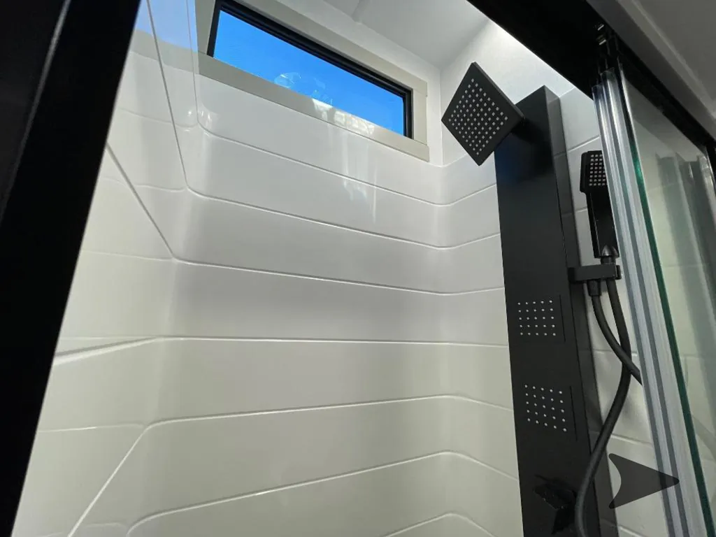 2027 Brinkley Model G 3970, Photos photo 34