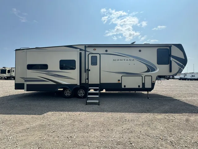 2020 Keystone Montana High Country 321MK - Photo 3