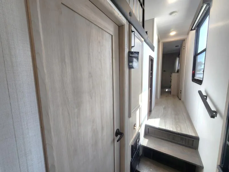 2024 Keystone Montana High Country 385BR, Photos photo 22