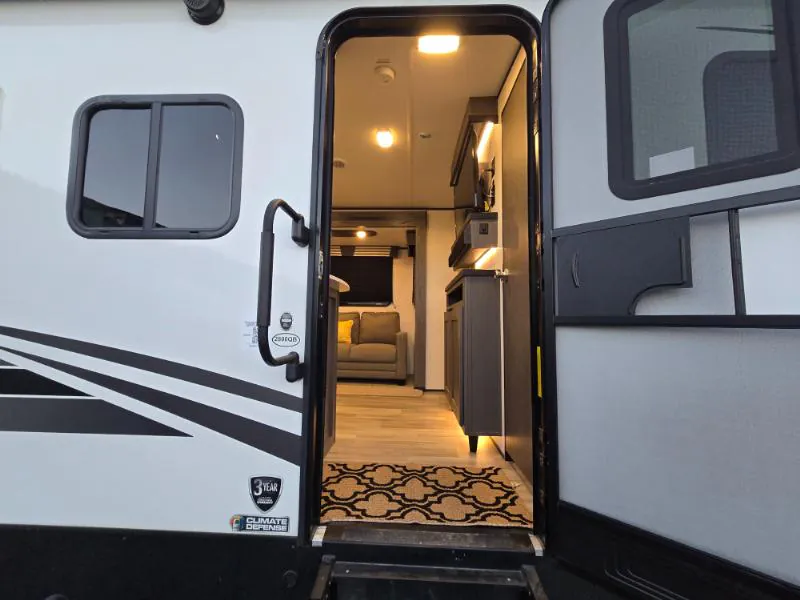 2022 Cruiser RV MPG 2800QB - Photo 4