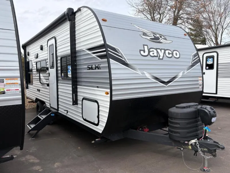 2026 Jayco Jay Flight SLX 210QB - Photo 2
