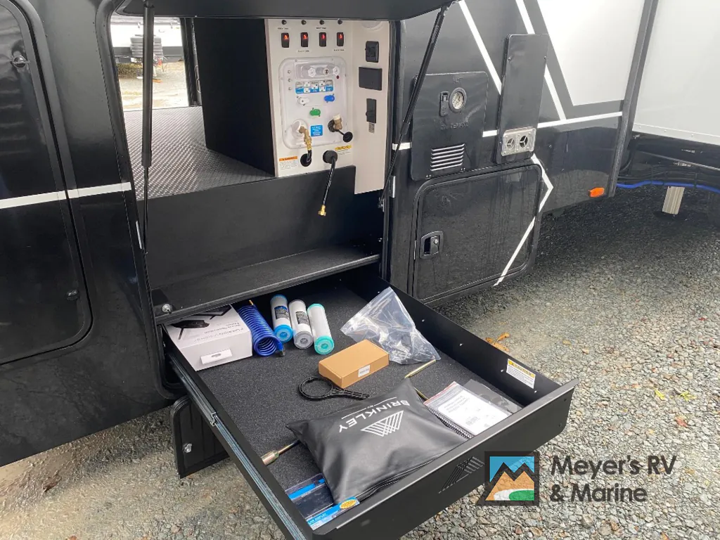 2026 Brinkley Model G 4100, Photos photo 32