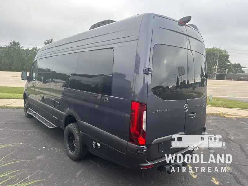 2026 Airstream Interstate 24GLX New    Std. Model - Photo 4