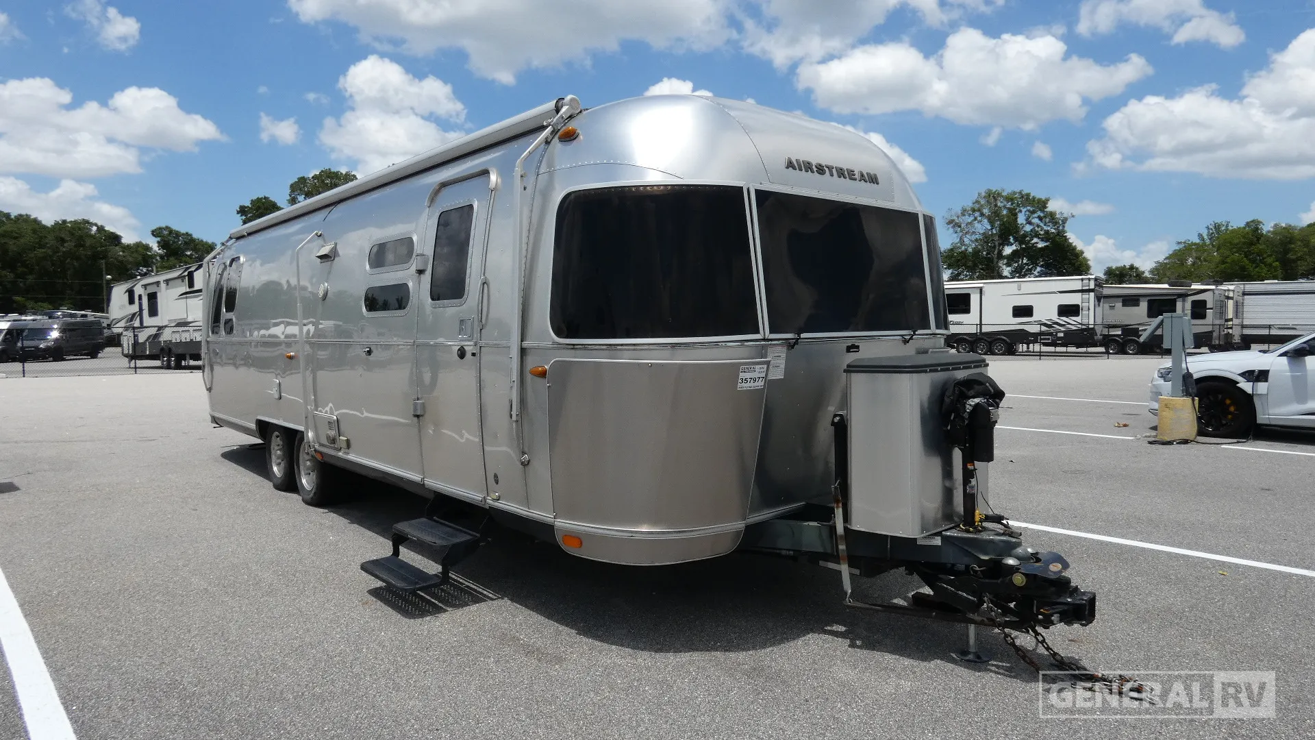 2016 Airstream Flying Cloud 30FB - Photo 2