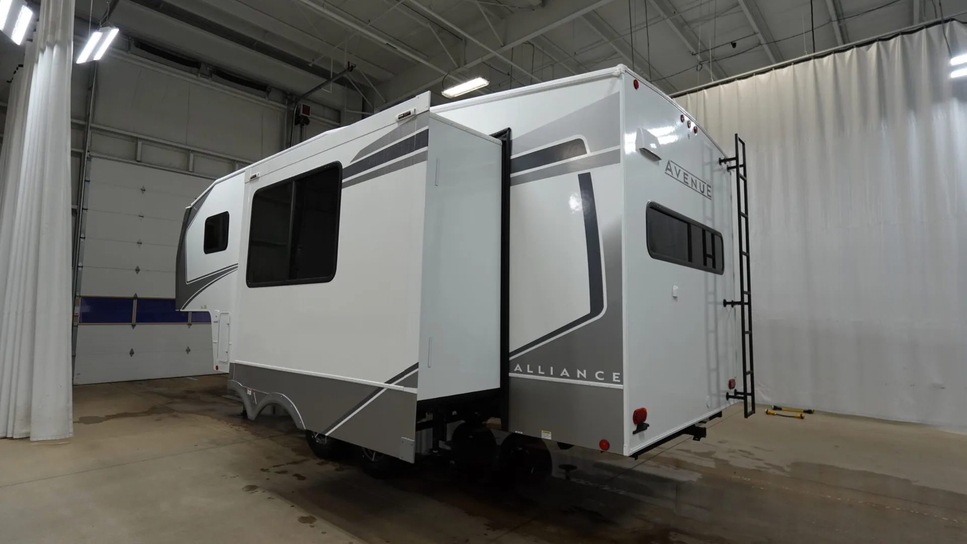 2026 Alliance RV Avenue All-Access 23ML - Photo 4