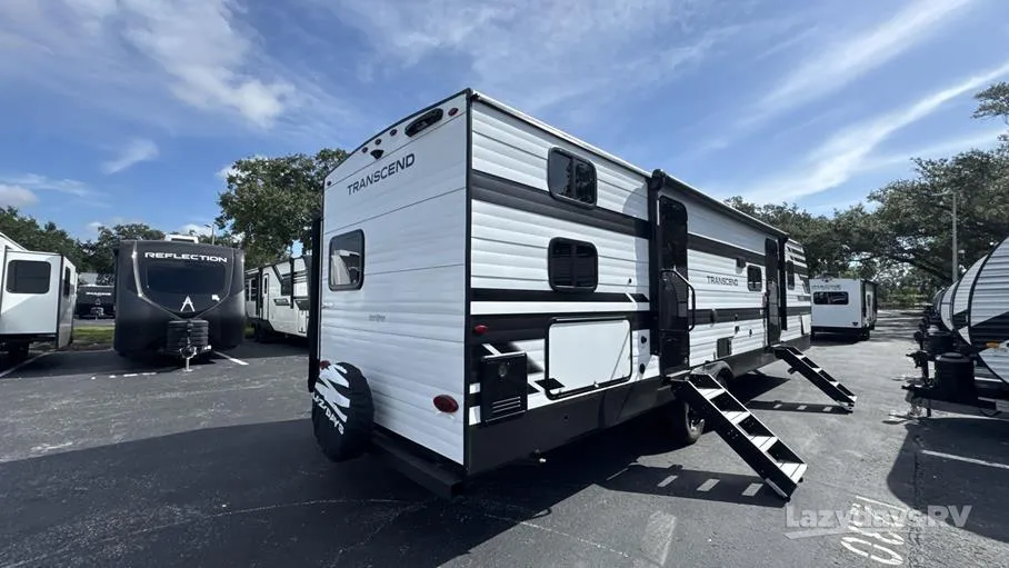 2026 Grand Design Transcend 325BHT - Photo 4
