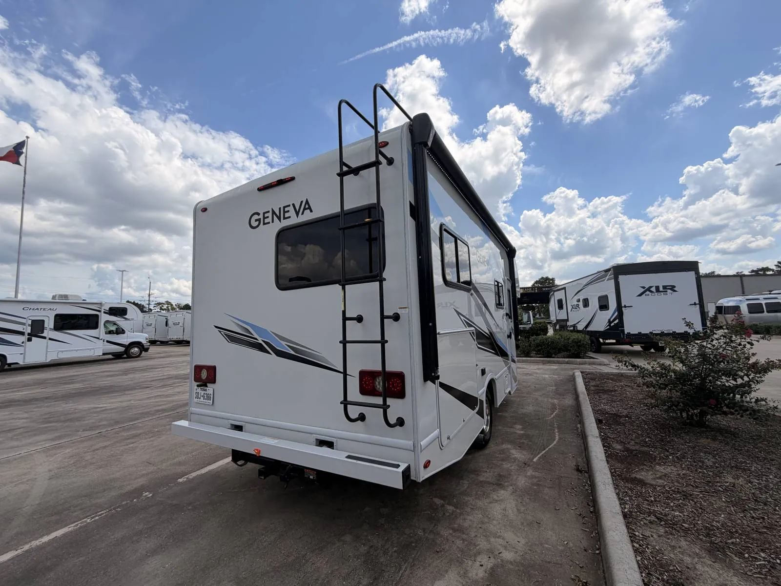 2023 Thor Motor Coach Geneva 22VA - Photo 4