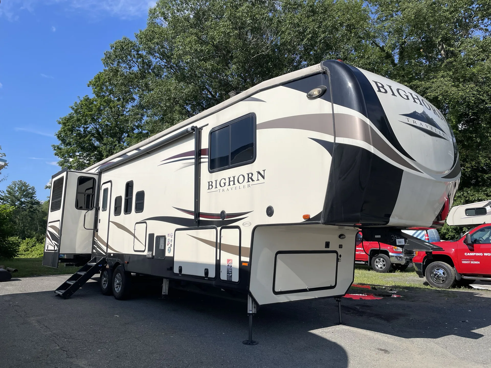 2019 Heartland Bighorn Traveler 32CK - Photo 2