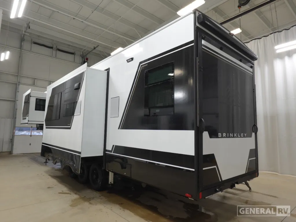 2025 Brinkley Model G 3250 - Photo 4