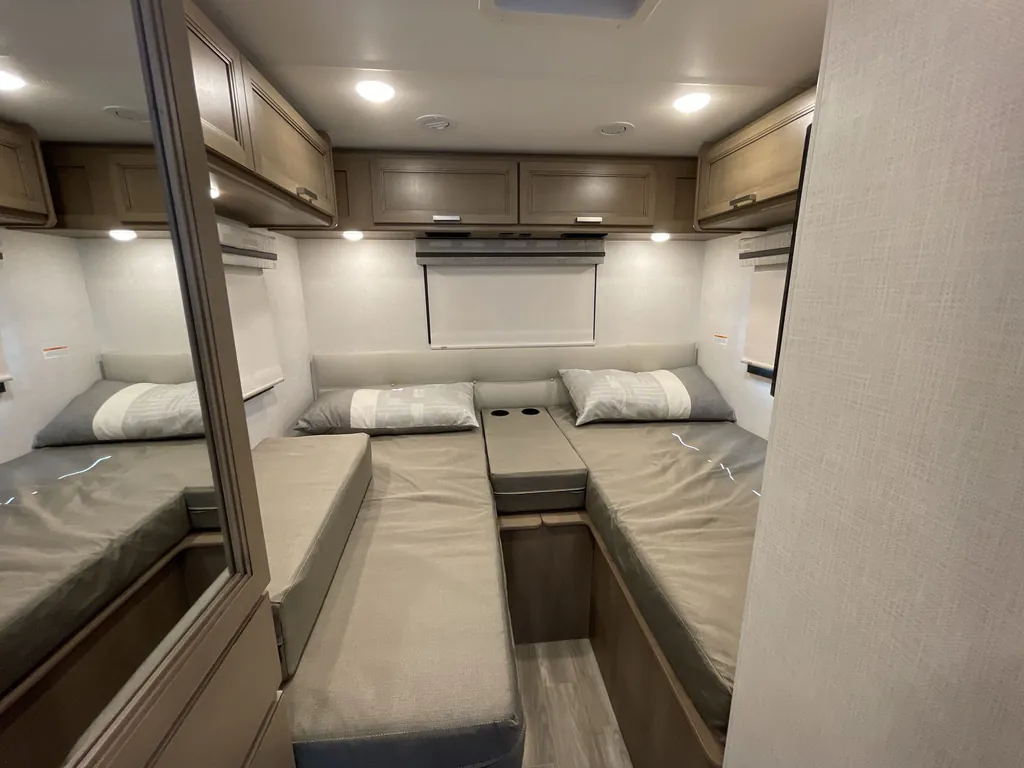 2026 Thor Motor Coach Axis 26.2, Photos photo 27