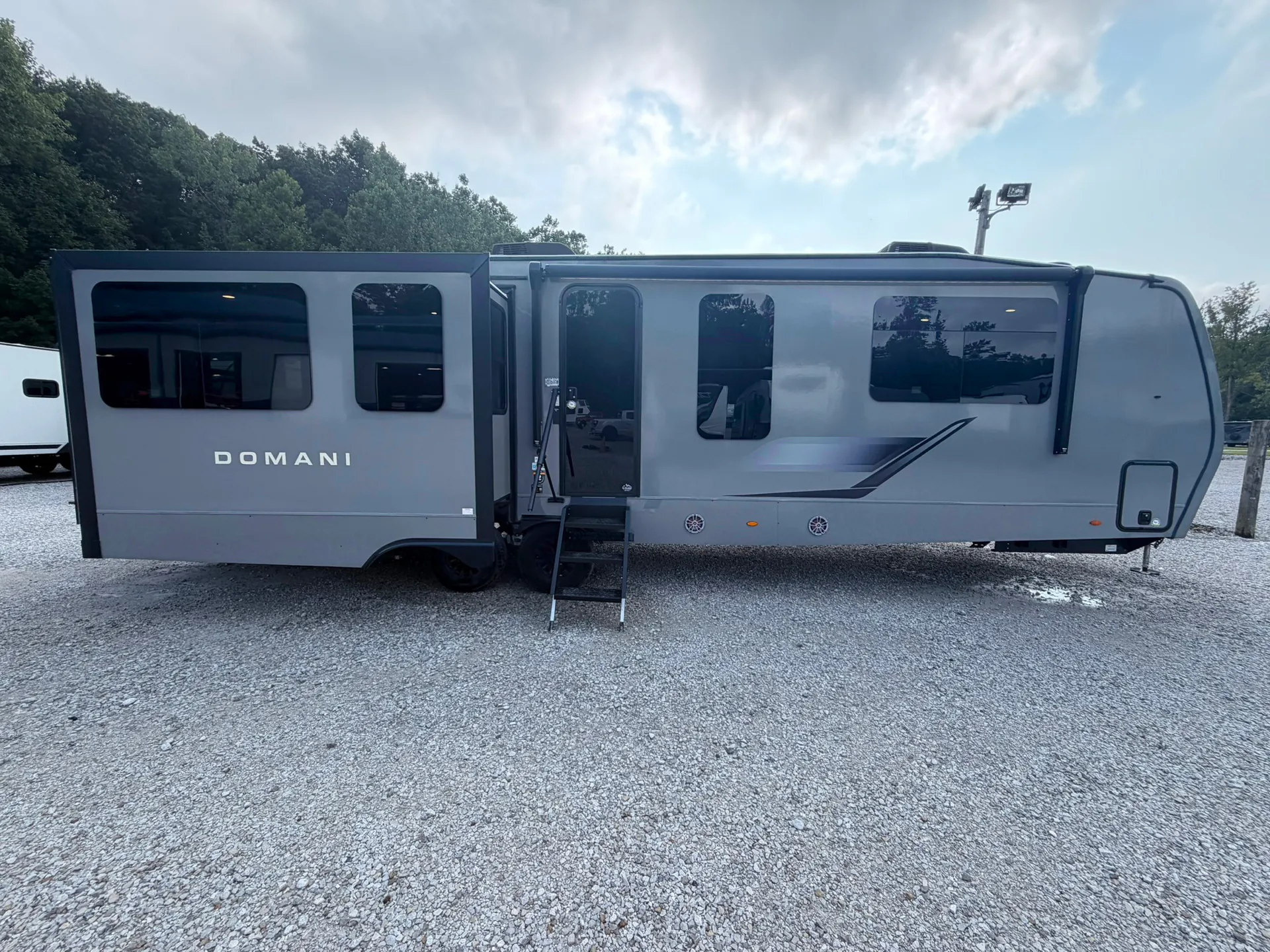 2026 K-Z Domani DM323RL - Photo 4