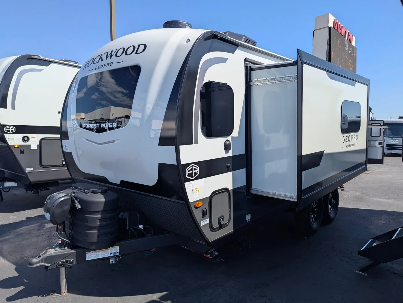 2026 Forest River Rockwood Geo Pro G20FK - Photo 4