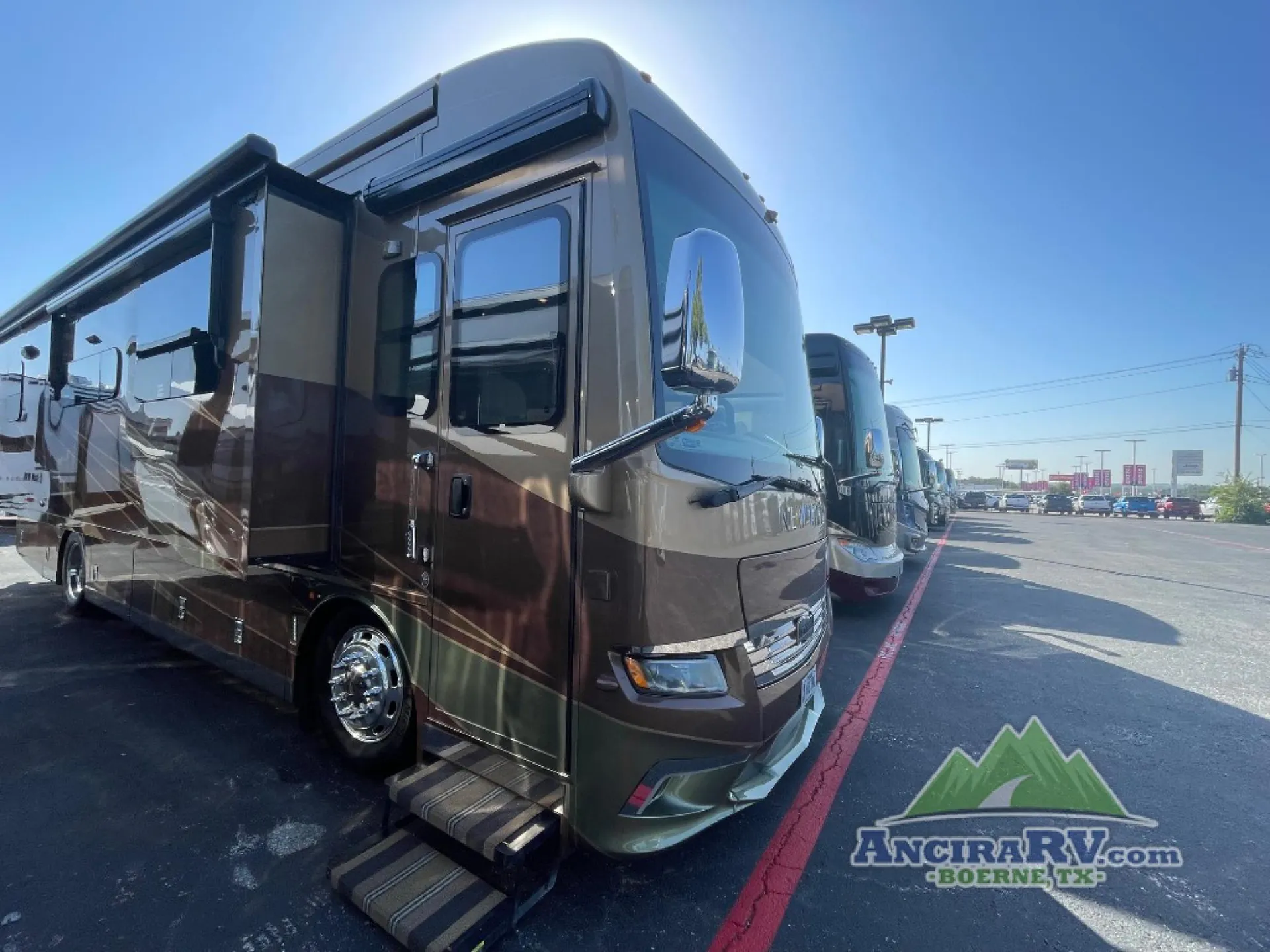2018 Newmar New Aire 3343 - Photo 2