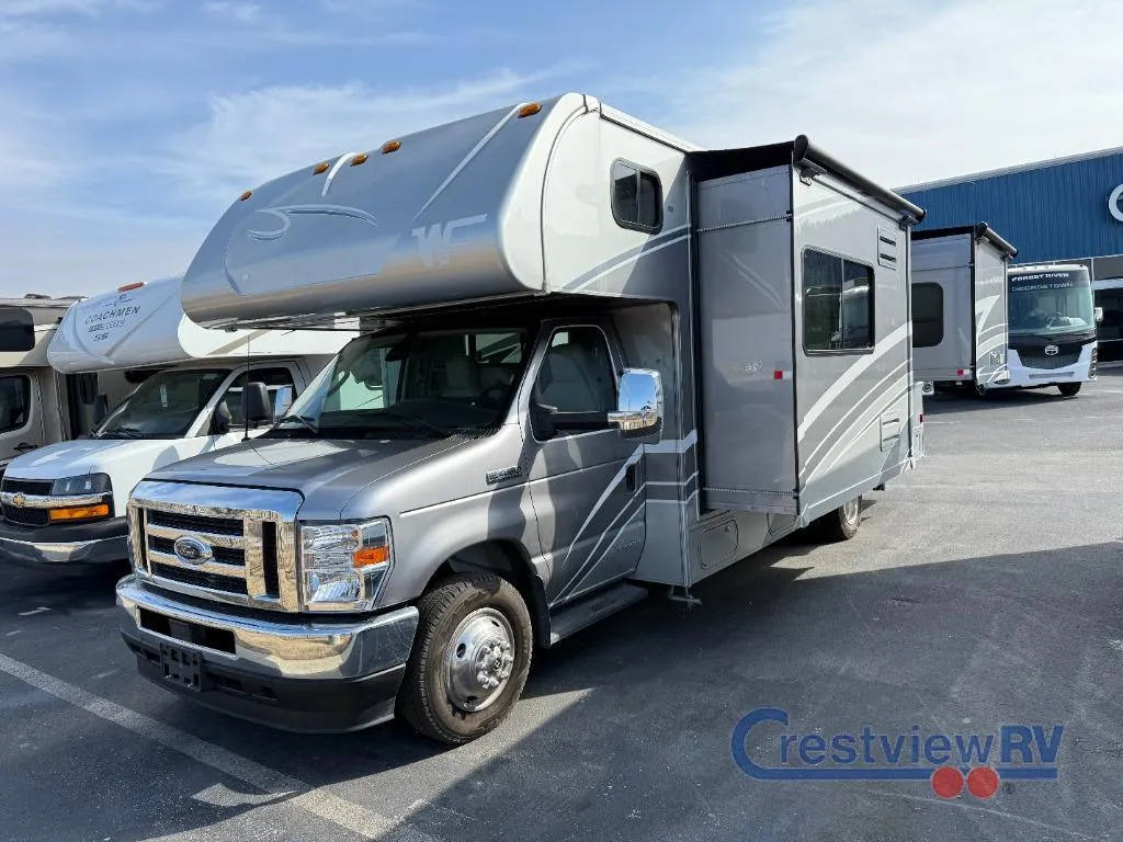 2025 Winnebago Minnie Winnie 26T - Photo 3