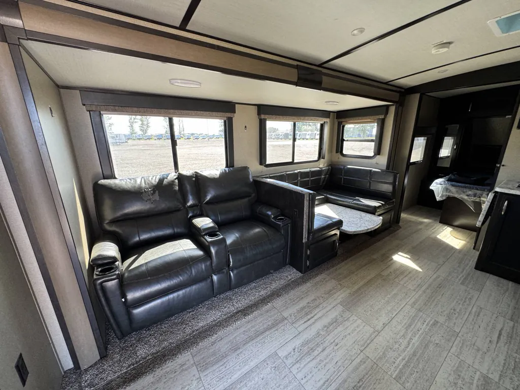 2019 Grand Design Imagine 2800BH, Photos photo 19