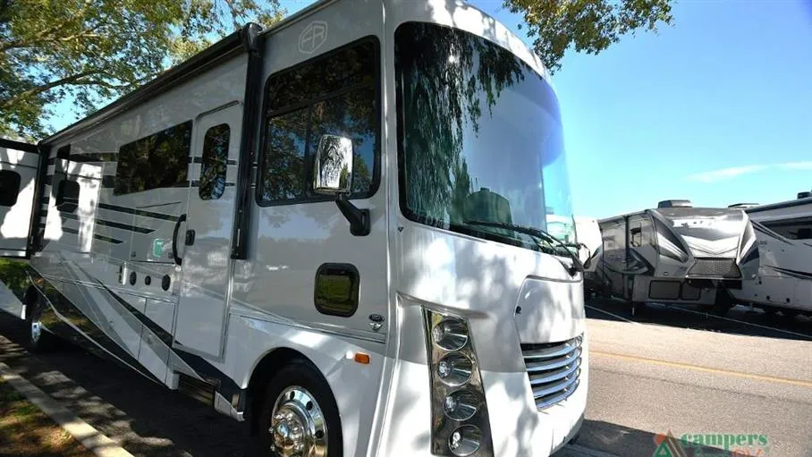 2027 Forest River Georgetown 5 Series GT5 36F5 - Photo 2