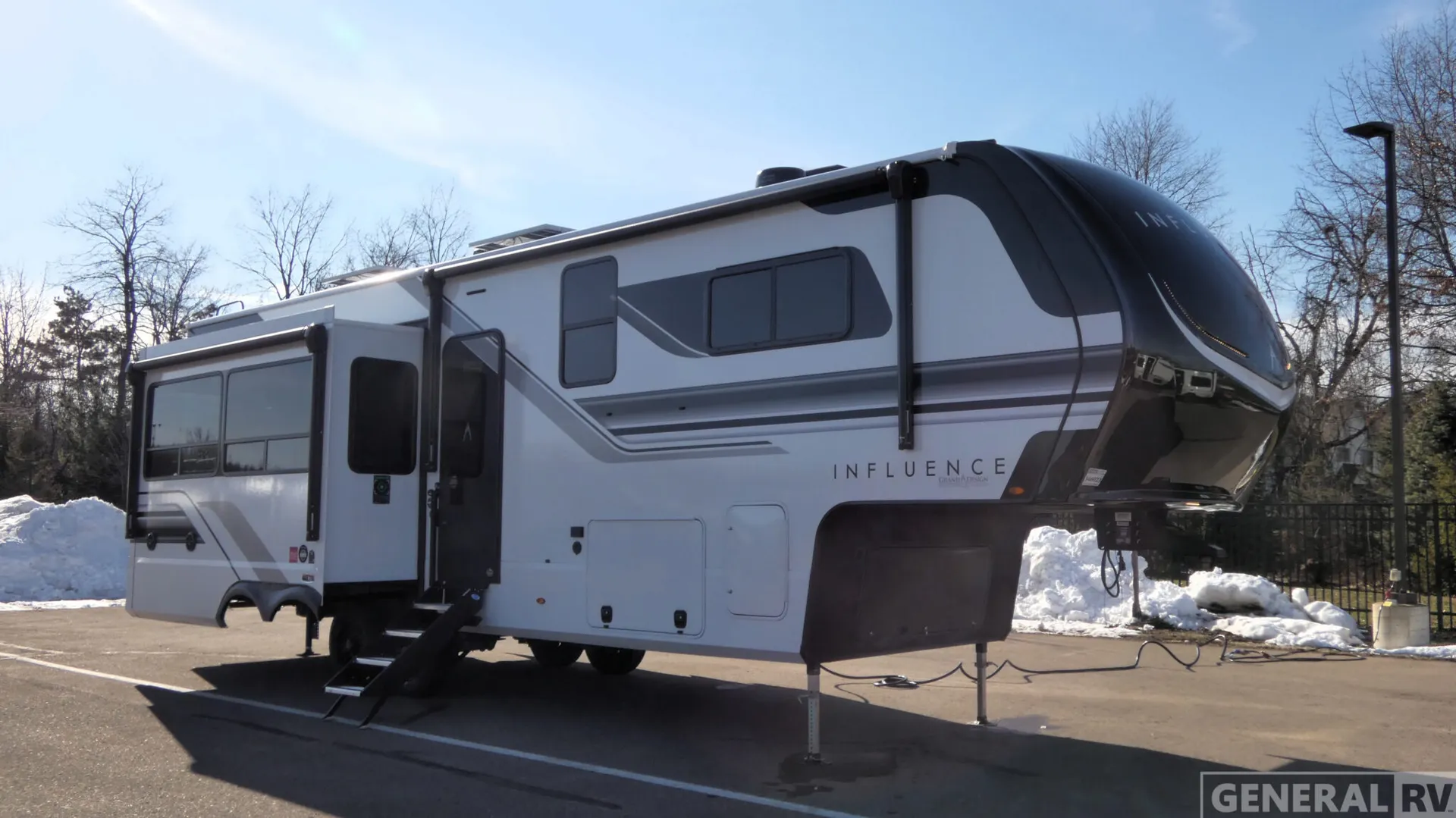 2026 Grand Design Influence 3003RL - Photo 2