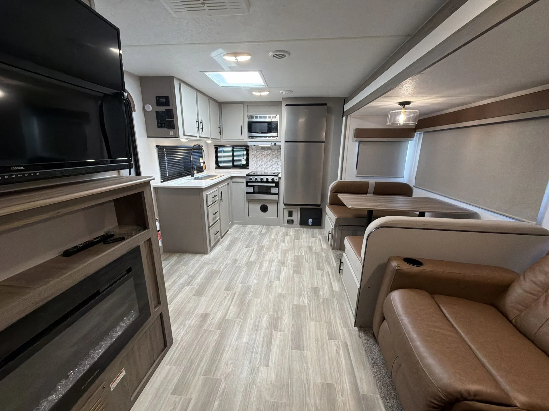 2024 Forest River Vibe 25RK — living area main