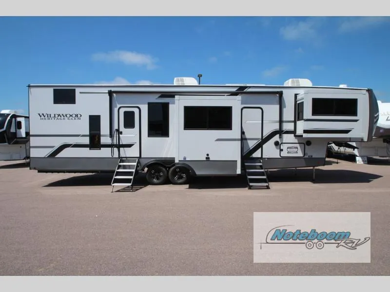 2026 Forest River Wildwood 378FL - Photo 2