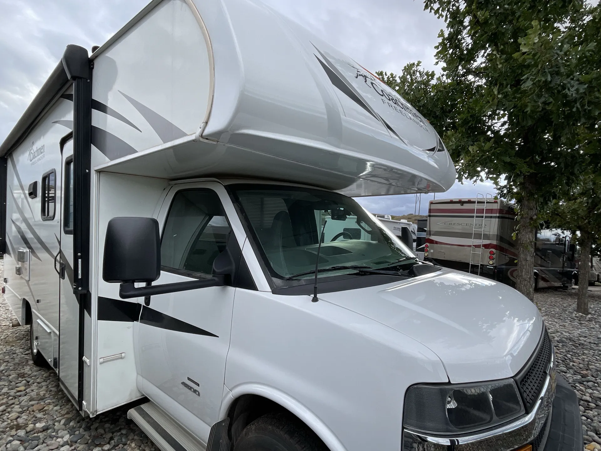 2021 Coachmen Freelander 22XG - Photo 2