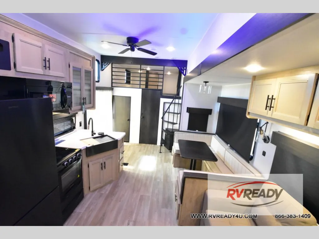 2027 Forest River Cherokee Timberwolf 39DC, Photos photo 9