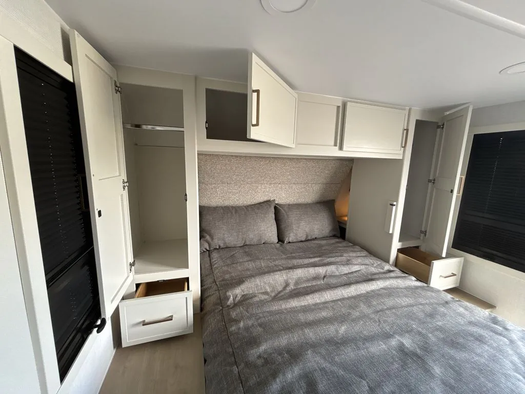 2026 Brinkley Model Ix 20X, Photos photo 15