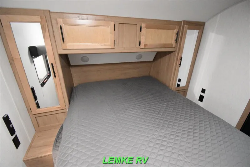 2023 Forest River Cherokee Wolf Den 306MM, Photos photo 21