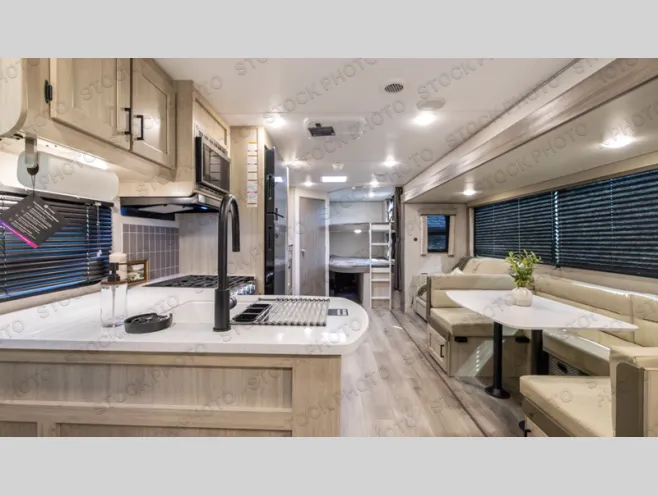 2027 Coachmen Catalina Legacy Edition 273DBHCK - Photo 4