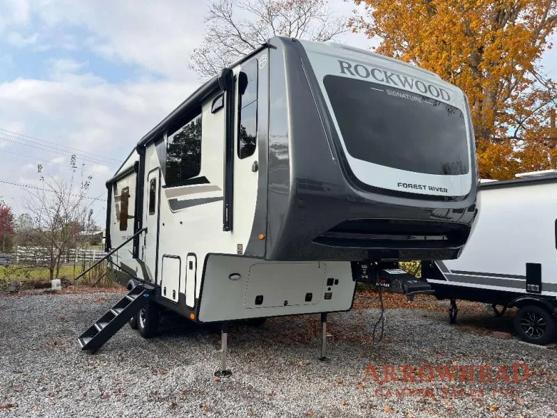2026 Forest River Rockwood Signature 290SFK - Photo 2