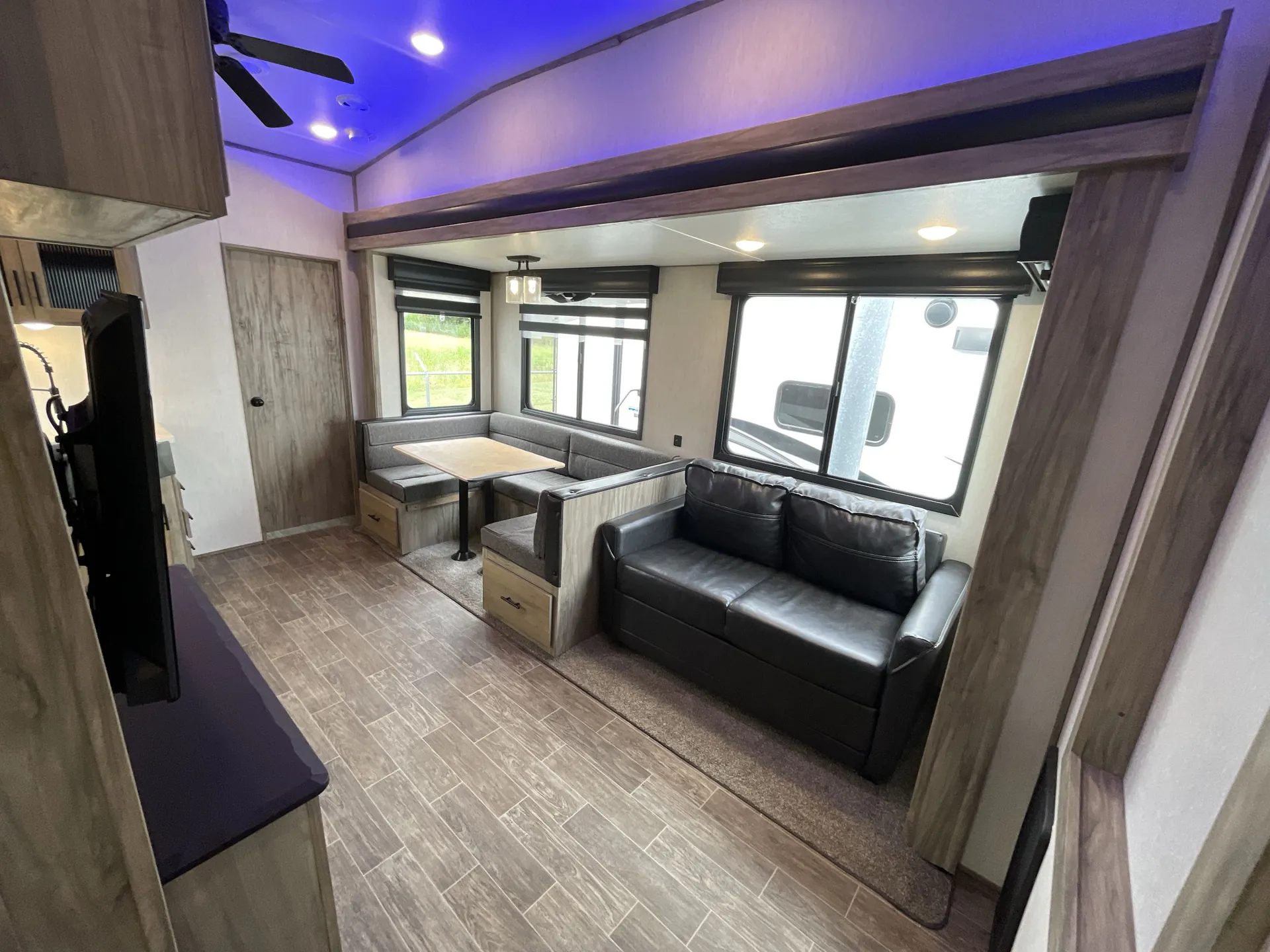 2021 Forest River Arctic Wolf 287BH — living area main