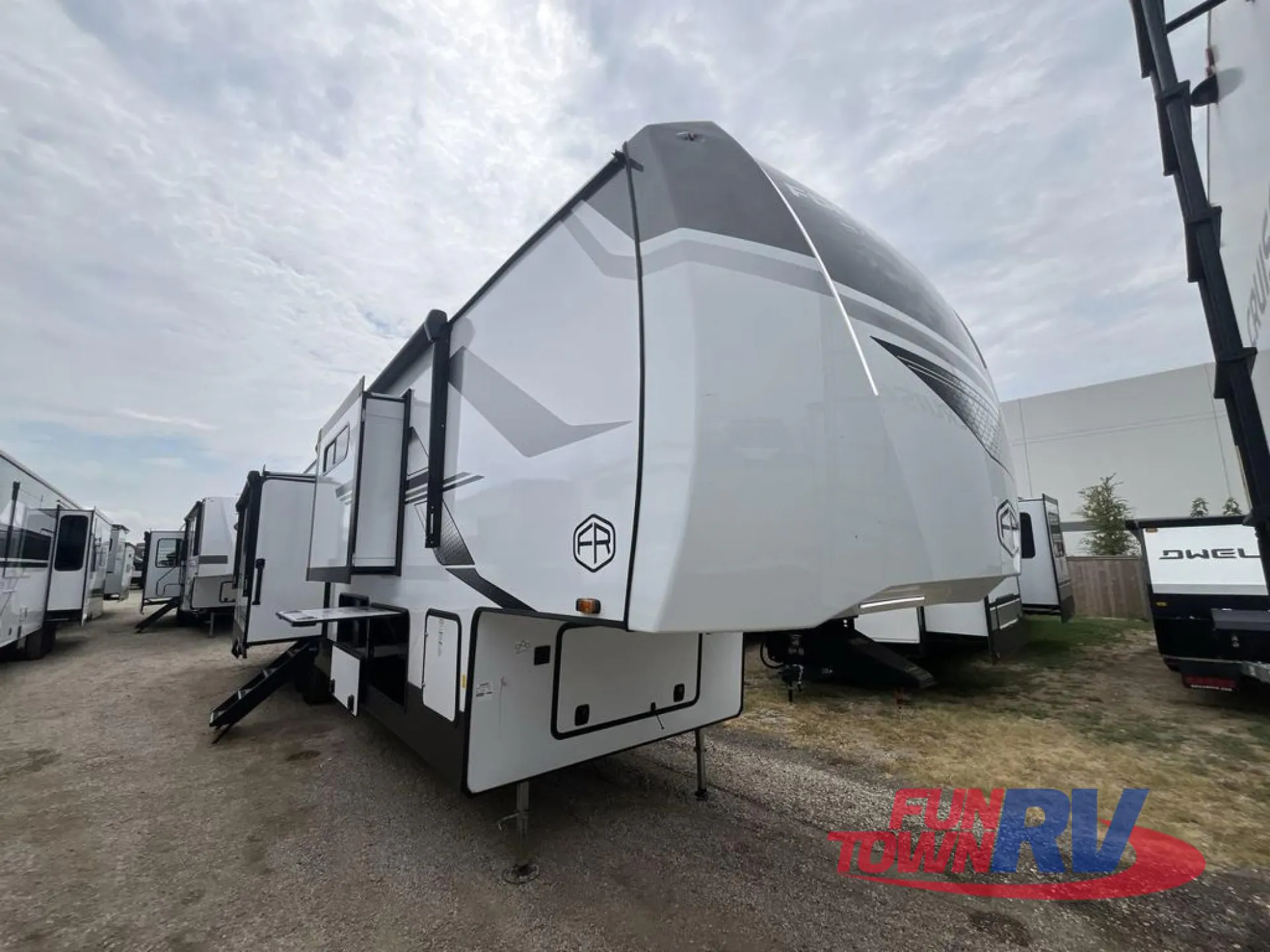 2026 Forest River Sandpiper 3800RK - Photo 3