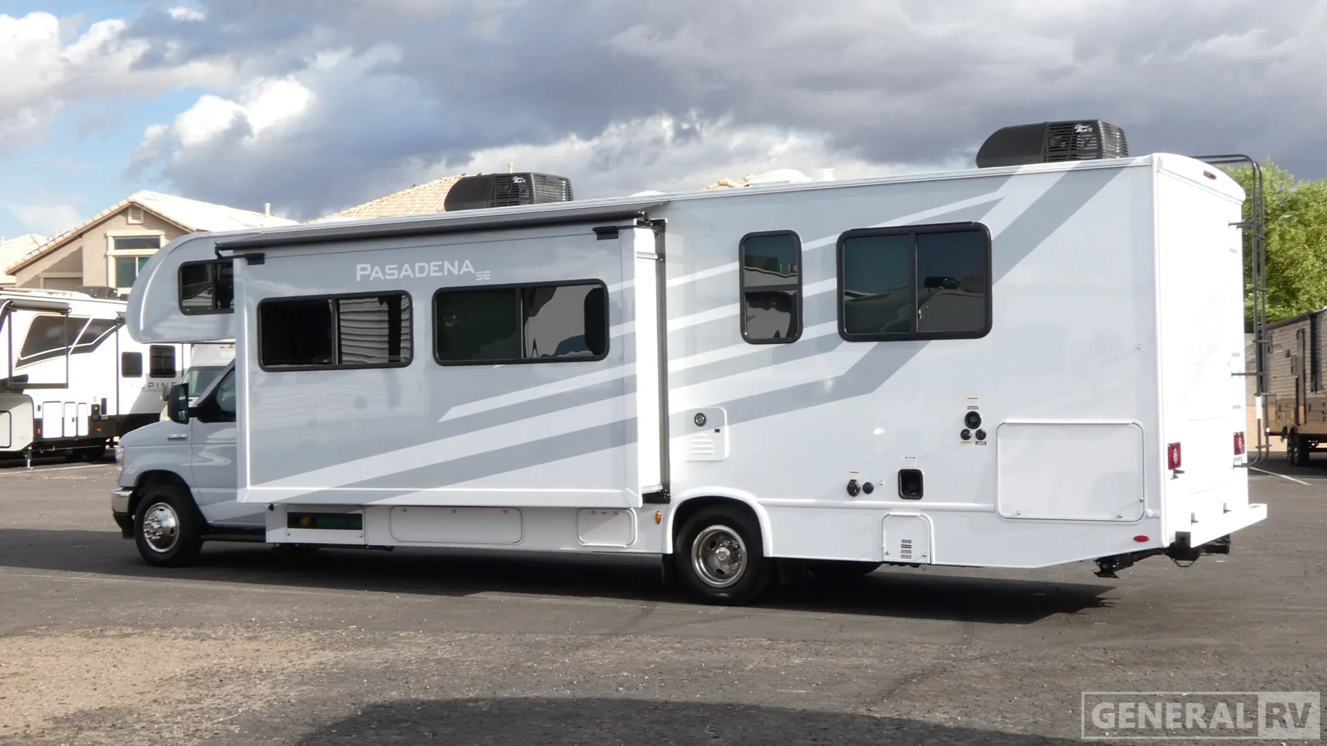 2026 Thor Motor Coach Pasadena SE SH31 - Photo 4