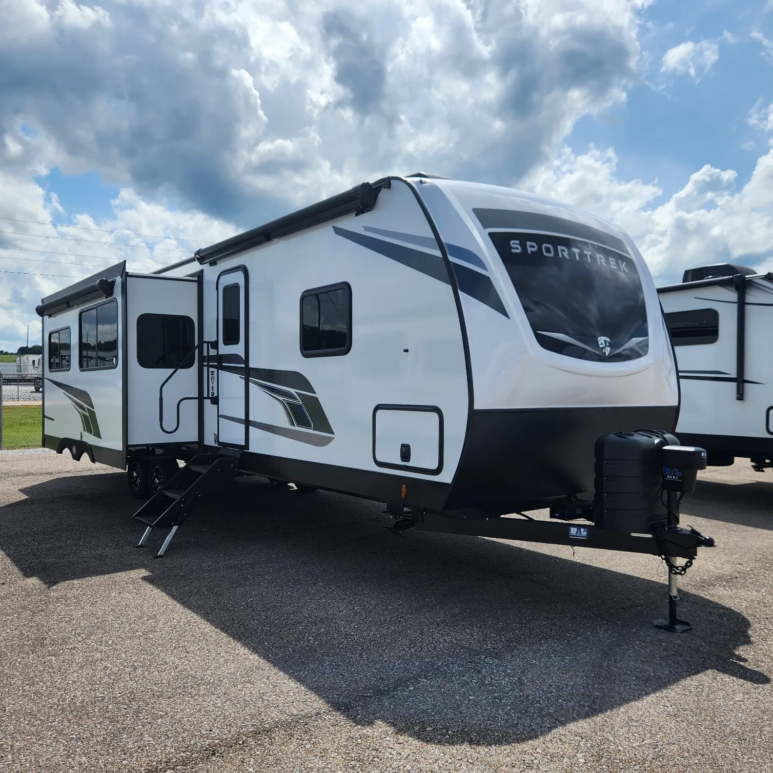 2026 Venture RV SportTrek ST327VIK - Photo 2