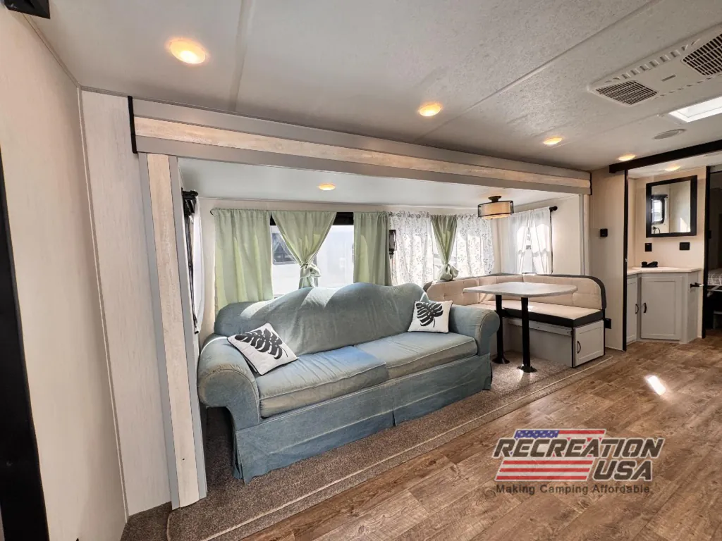 2022 Forest River Vibe 28BH, Photos photo 7