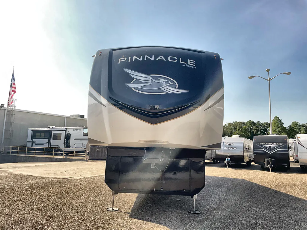 2025 Jayco Pinnacle 36FBTS, Photos photo 4