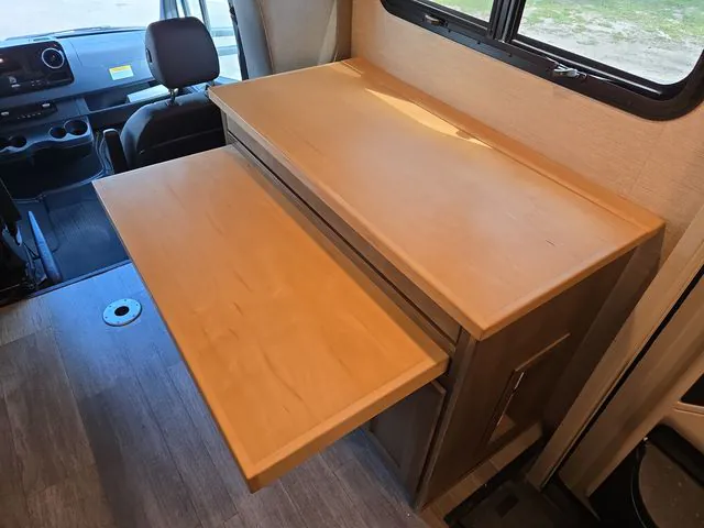 2023 Tiffin Wayfarer 25 JW, Photos photo 11